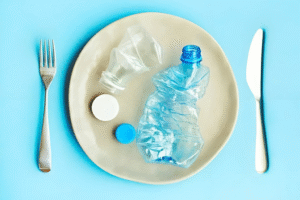 Tăng cường nhận thức của người tiêu dùng về vi nhựa là điều cần thiết